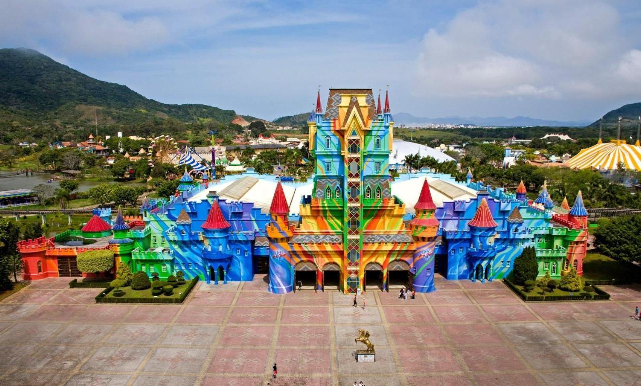 150M Da Praia Em Um Fantastico Edificio Em Balneario Picarras Apartment Luaran gambar