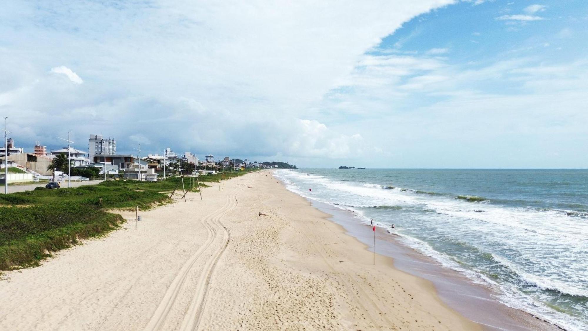 150M Da Praia Em Um Fantastico Edificio Em Balneario Picarras Apartment Luaran gambar